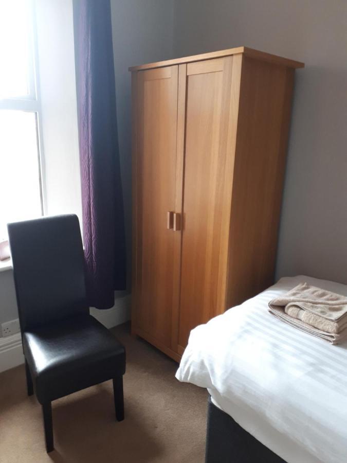 Fern Lee Guest House Carlisle  Exteriör bild